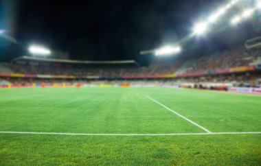 Stadyumu arena futbol sahası akşam arka plan defocused