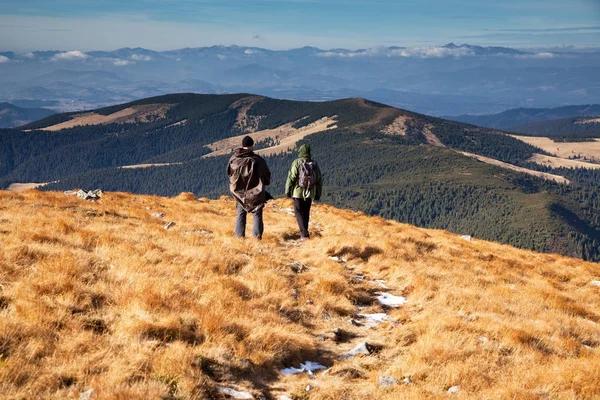 Trekking w górach Calimani, Rumunia — Zdjęcie stockowe