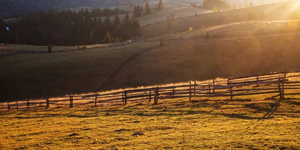 Bellissimo tramonto rurale — Foto Stock