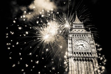 Şehir - Big Ben havai fişek ile yeni yılda