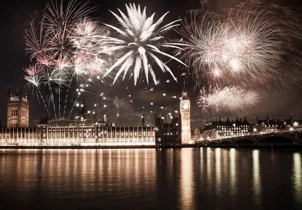New Year in the city - Big Ben with fireworks — Stock Photo, Image