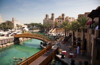 Dubai, Birleşik Arap Emirlikleri - Şubat 2018: Souk Madinat Jumeirah, görünümü. M