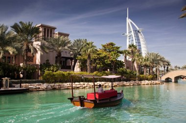 Dubai, Birleşik Arap Emirlikleri - Şubat, 2018: Görünümü Burj Al Arab, dünya dit '