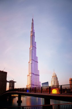 Dubai, Birleşik Arap Emirlikleri - Şubat 2018: Burj Khalifa, dünyanın en yüksek kulesi. 