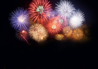 havai fişek Yeni Yıl afişi metin için boşluk