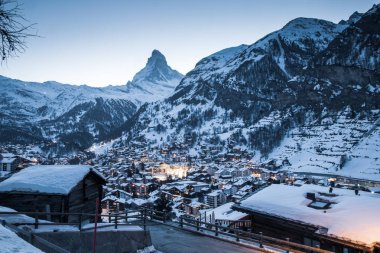 Zermatt 'tan Matterhorn zirvesine inanılmaz bir manzara