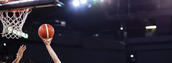 バスケットボールのスポーツや競技の背景でのスクリングのパノラマ — ストック写真