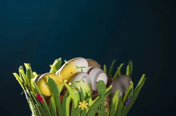 Великодні Яйця Кошику Весняний Фон — стокове фото