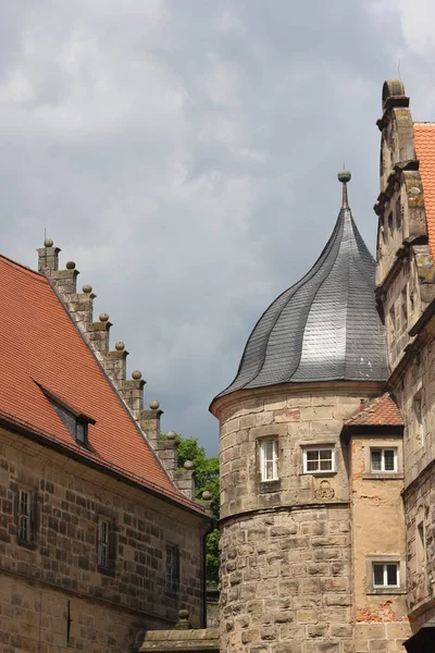 Detailansicht aus einem alten Gebäude der Burg — Stockfoto