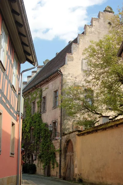 Středověké historické Panorama s kostelem — Stock fotografie