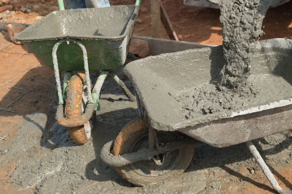 Voiture pour conteneur mélange béton — Photo