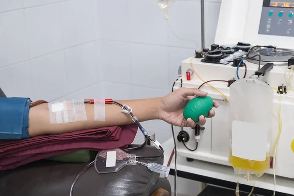 Doação de mão e sangue — Fotografia de Stock