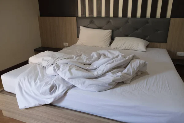 Спальня після пробудження — стокове фото