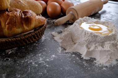 Hamur hazırlık tarifi Ekmek, pizza ve pasta malzemeler pasta 