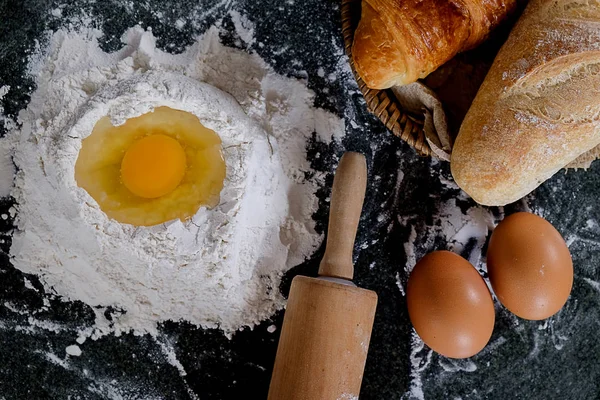 Hamur hazırlık tarifi Ekmek, pizza ve pasta malzemeler pasta 