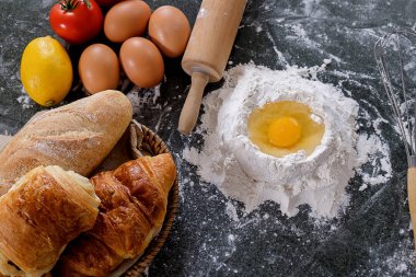 Hamur hazırlık tarifi Ekmek, pizza ve pasta malzemeler pasta 