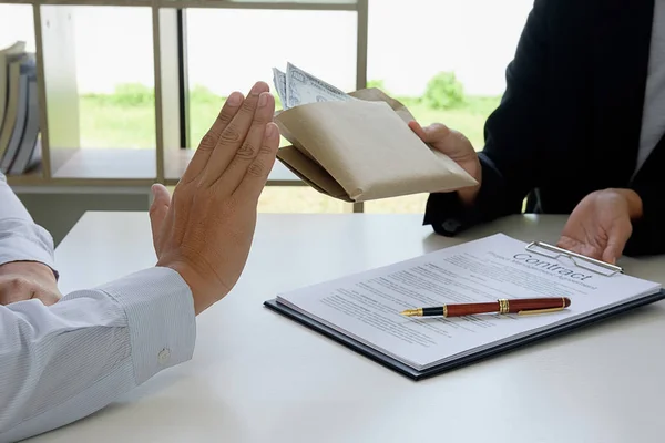 Hand giving money to other hand. anti Corruption concept — Stock Photo, Image