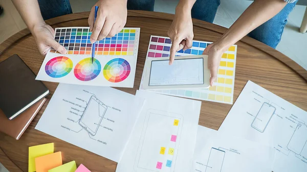 Diseño Gráfico Muestras Color Bolígrafos Escritorio Dibujo Arquitectónico Con Herramientas —  Fotos de Stock