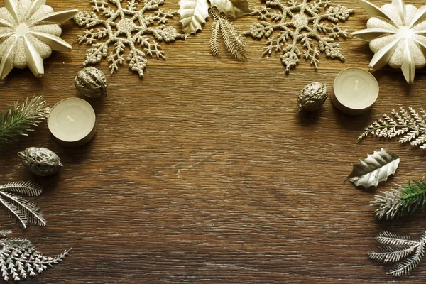 Dekoratif ahşap arka plan christmas kompozisyonu.