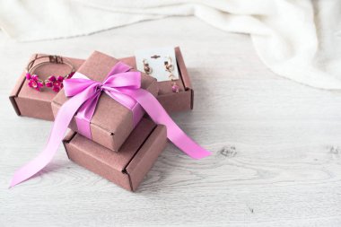 kutlama için hediye kutuları.