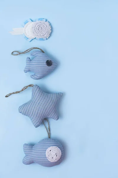 Set decorativo di giocattoli tessili in stile marino, fatti a mano . — Foto Stock