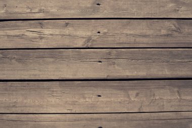 Boş yer üstünde okul sırası.