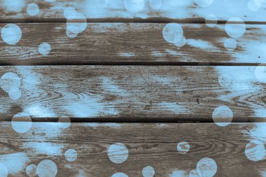 Boş yer üstünde okul sırası. Eski doğal ahşap eski püskü arka plan