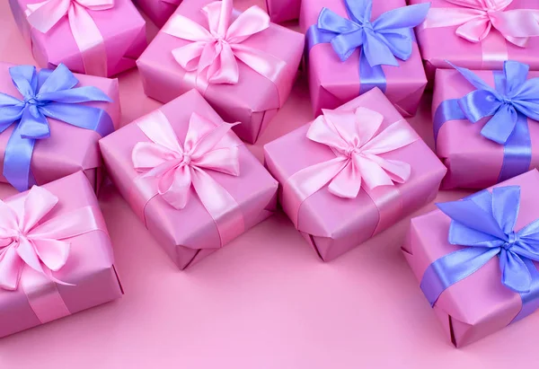 Caixas Presente Decorativas Férias Com Cor Rosa Fundo Rosa Plana — Fotografia de Stock