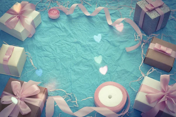 Dekorative Festliche Hintergrund Mit Geschenkboxen Texturierte Blaue Bonbons Hintergrund Flache — Stockfoto