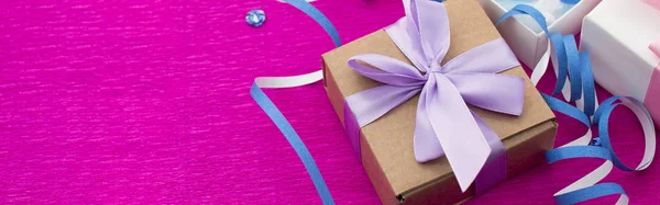 Banner Composición Decorativa Está Envasada Una Caja Regalos Para Mujeres — Foto de Stock