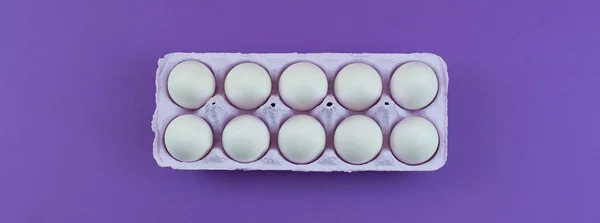 Banner Rectangular box with chicken eggs.