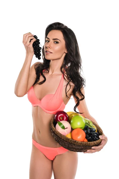 Mujer en traje de baño con frutas — Foto de stock gratis