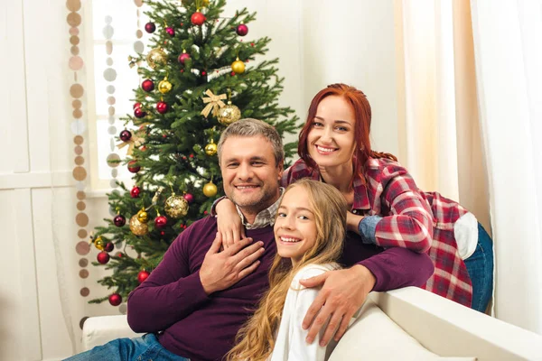 Happy family at christmastime — Stock Photo, Image
