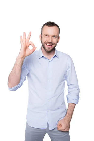 Hombre mostrando signo de bien — Foto de Stock