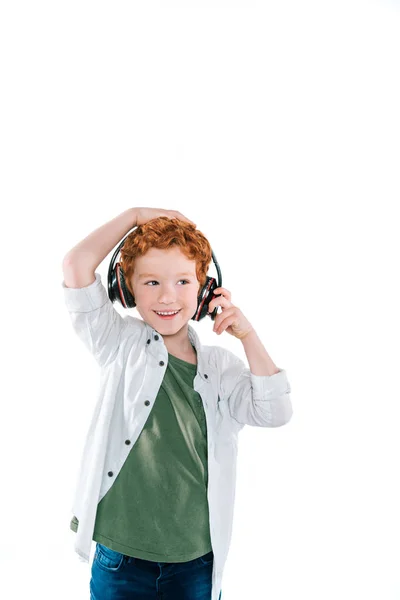 Kind hört Musik mit Kopfhörern — Stockfoto