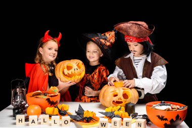 halloween pumpkins çocuklarla