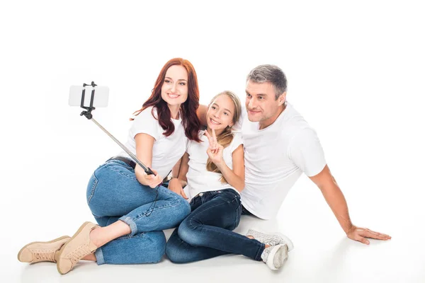 Famiglia che prende selfie — Foto Stock