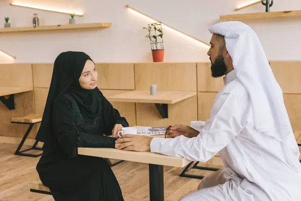 Muslim couple having date — Stock Photo, Image