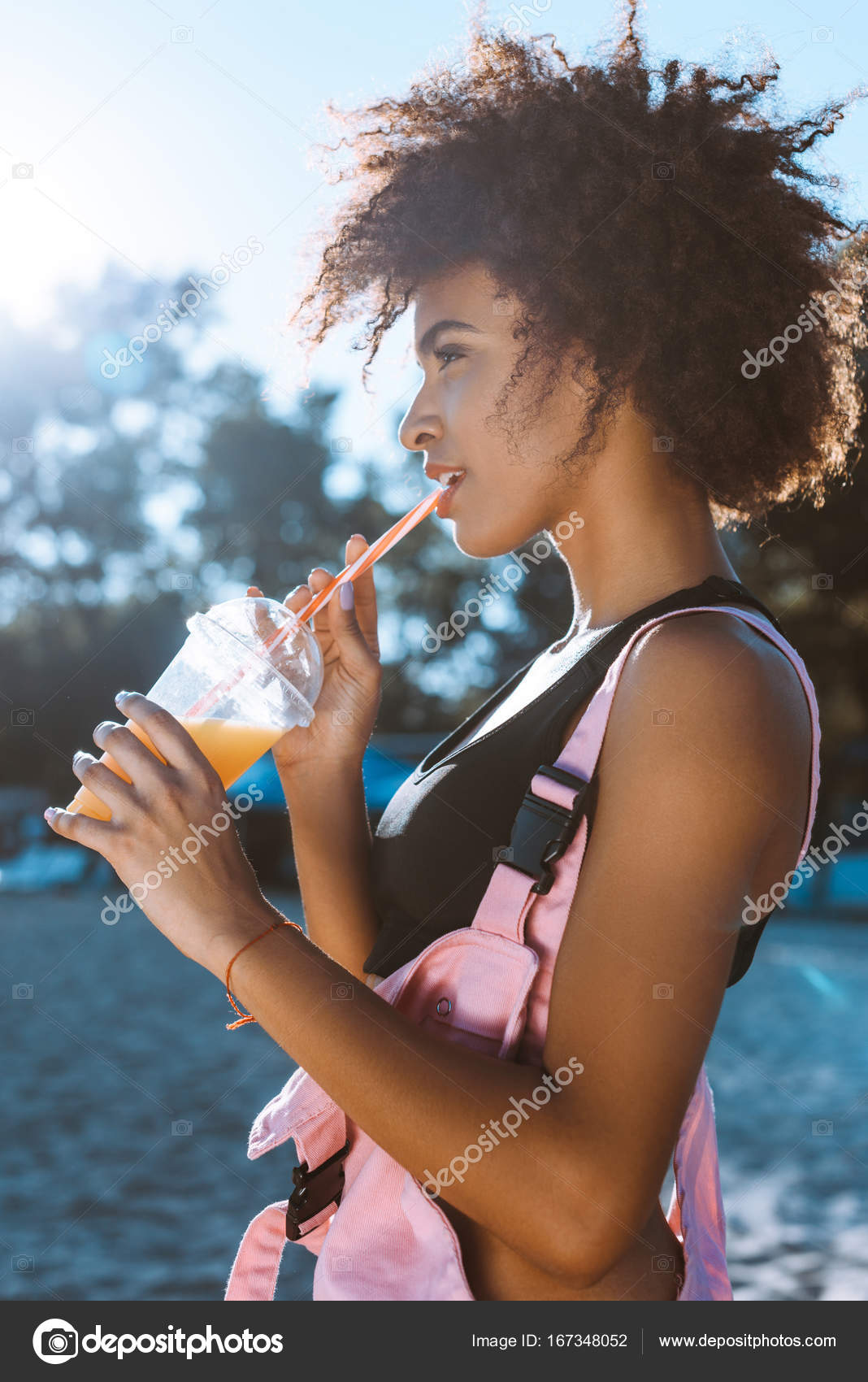 アフリカ系アメリカ人女性写真素材 ロイヤリティフリーアフリカ系アメリカ人女性画像 Depositphotos