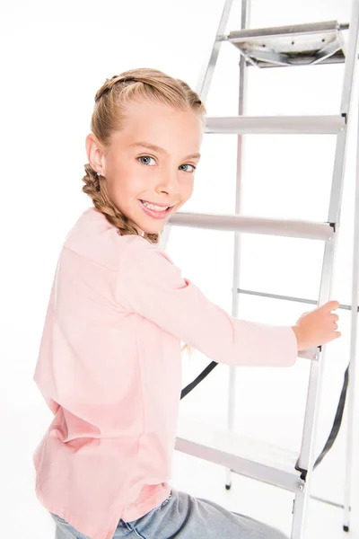 Dítě s kovový žebřík — Stock fotografie