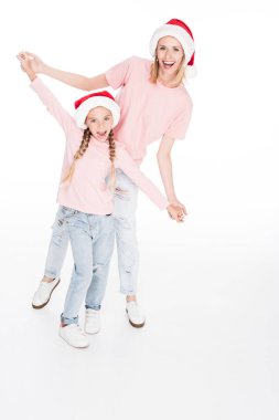 Anne ve kızı Noel'de elele