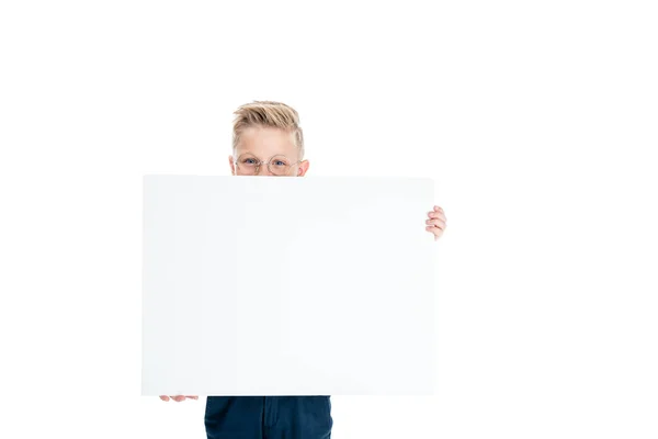 Menino segurando banner em branco — Fotografia de Stock