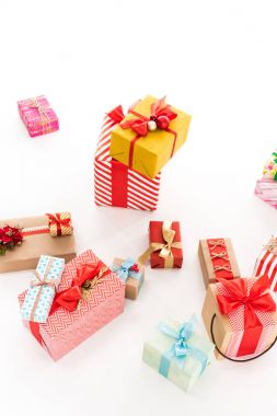 wrapped christmas gifts clipart