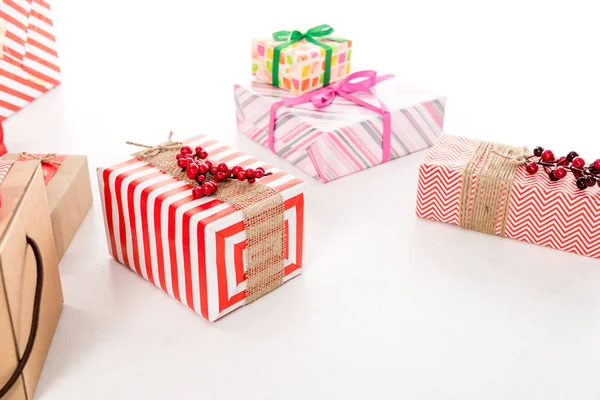 Zabalený vánoční dárky — Stock fotografie