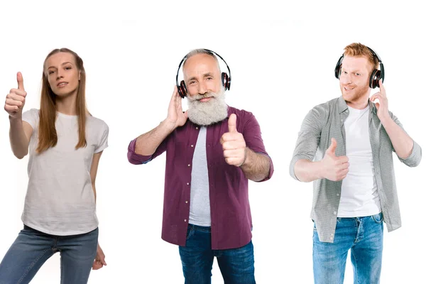 Multigeneration people showing thumbs up — Stock Photo, Image