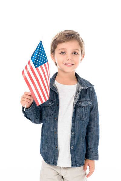 Мальчик с флагом США
