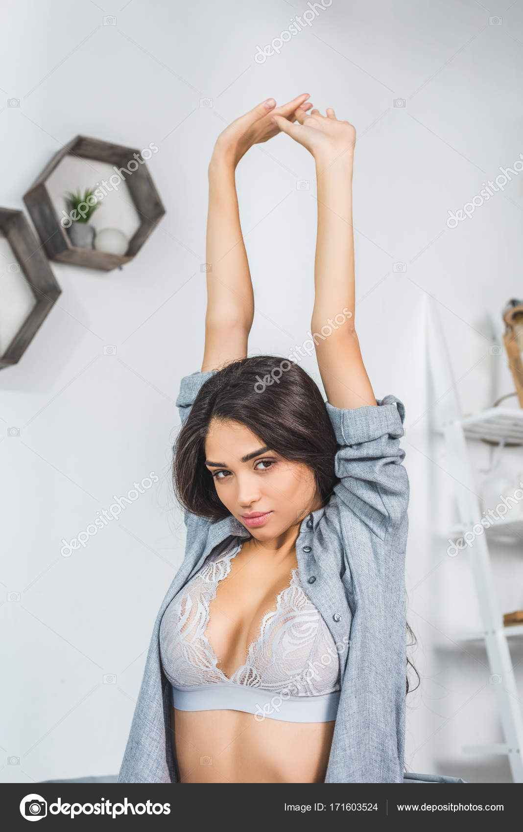 stretching bra