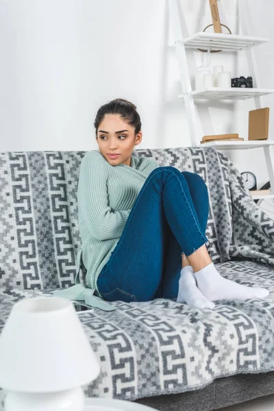 Young woman at home — Free Stock Photo