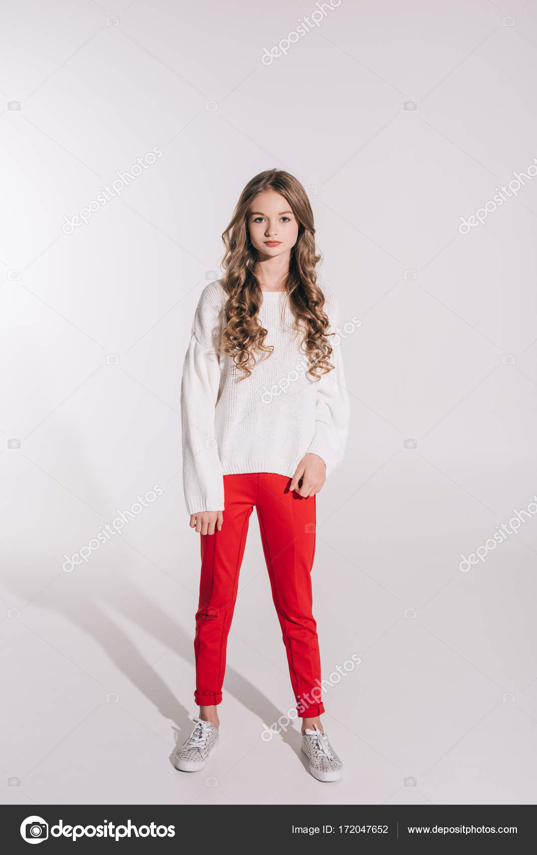 Beautiful teenage girl — Stock Photo © IgorVetushko #172047652