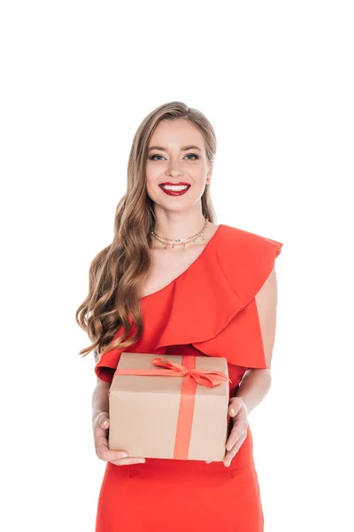 Элегантная женщина с подарочной коробкой — стоковое фото